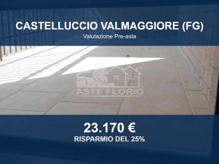 Appartamento trilocale in vendita in Via Porta del Pozzo, Castelluccio Valmaggiore