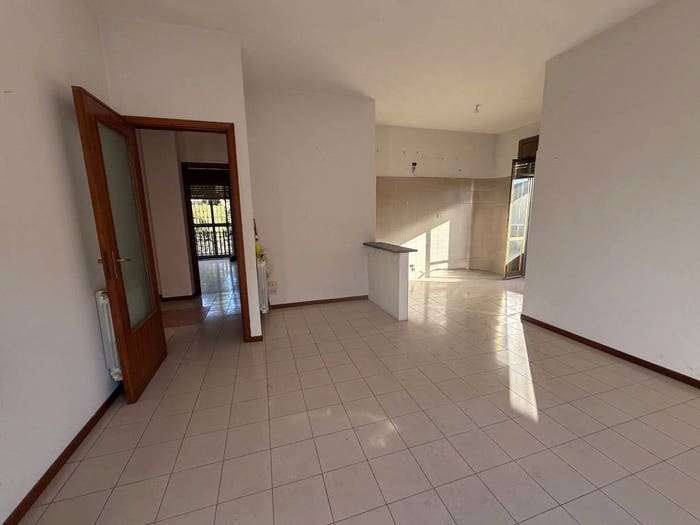 Appartamento quadrilocale in vendita in Via Trento, Centro, Viagrande