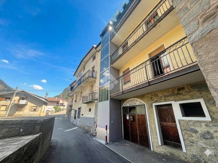 Appartamento trilocale in vendita in Via Frontale, Frontale, Sondalo