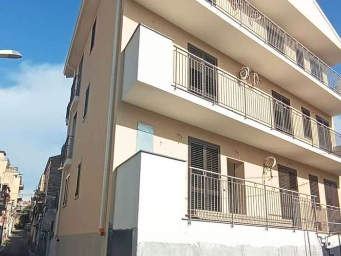 Appartamento con 5 locali in vendita in Via Sebastiano Catania, Cibali, Catania