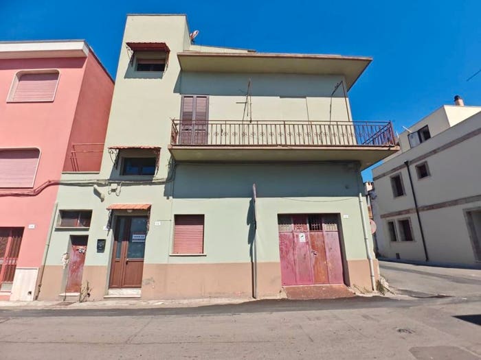 Casa con 6 locali in vendita in via XXIV maggio, Taurisano