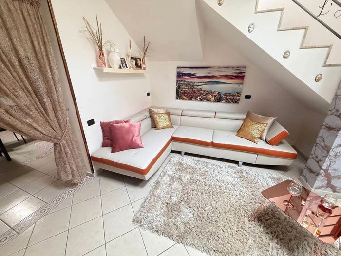 Appartamento trilocale in vendita in Via Zambrano, Centro, Castel San Giorgio