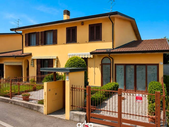 Casa con 5 locali in vendita in Via Giosuè Carducci, Marudo