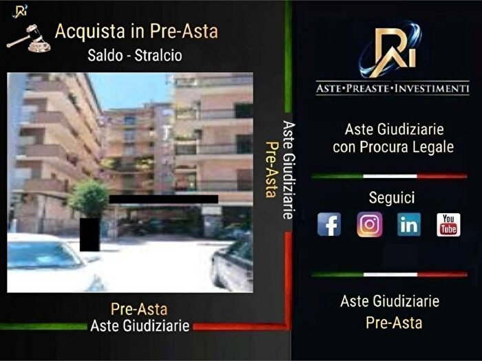 Appartamento con 5 locali in vendita in Via Panebianco, Panebianco Tribunale, Cosenza