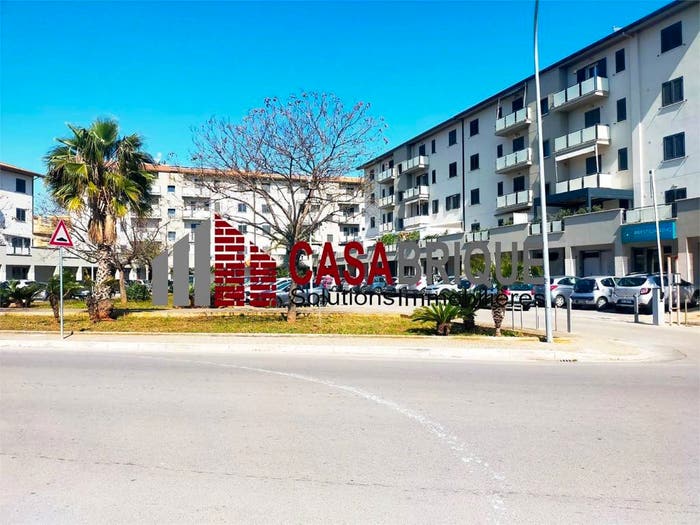 Appartamento con 5 locali in vendita in Via Santa Marina snc, Centro, Bagheria