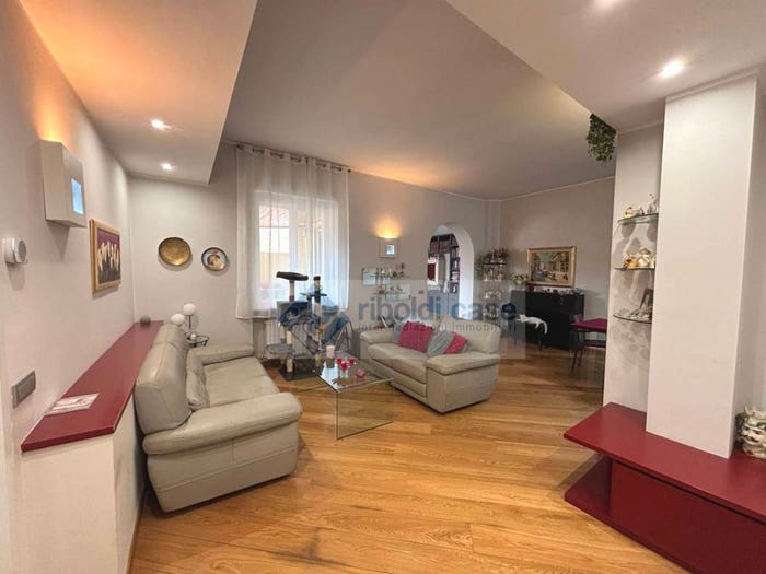 Appartamento quadrilocale in vendita in via Paulucci di Calboli, Niguarda, Milano