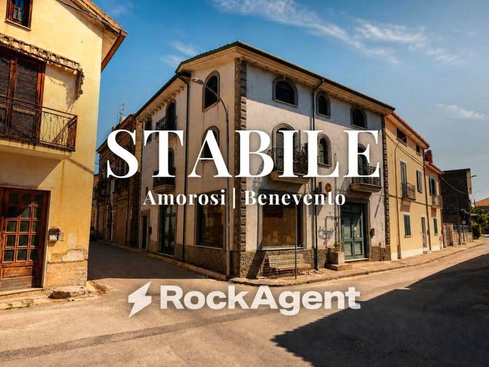 Casa quadrilocale in vendita in Via San Nicola, Amorosi