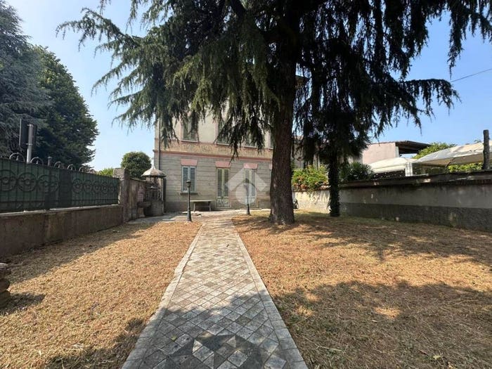 Casa con 6 locali in vendita in Via Rubbiano, Credera, Credera Rubbiano