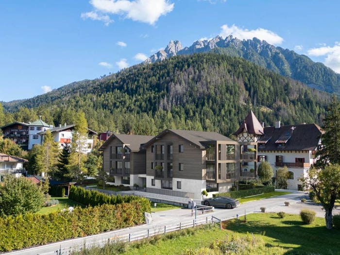 Appartamento quadrilocale in vendita in Via al Lago, Centro, Dobbiaco