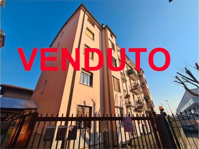 Appartamento bilocale in vendita in Via Roma, Semicentro, Paderno Dugnano