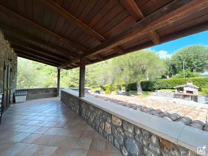 Casa con 5 locali in vendita in Loc Terribile, Contrada Crocefisso, Santa Marina
