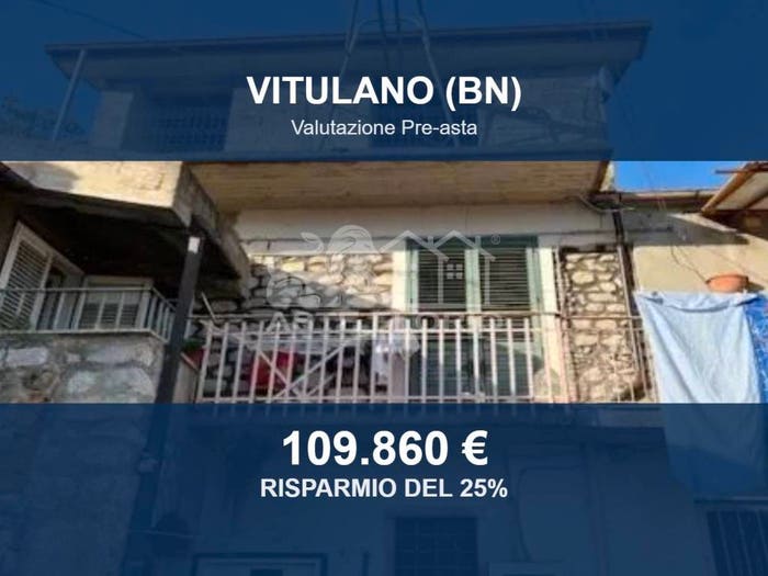 Appartamento con 6 locali in vendita in Via Mantelli, Centro, Vitulano