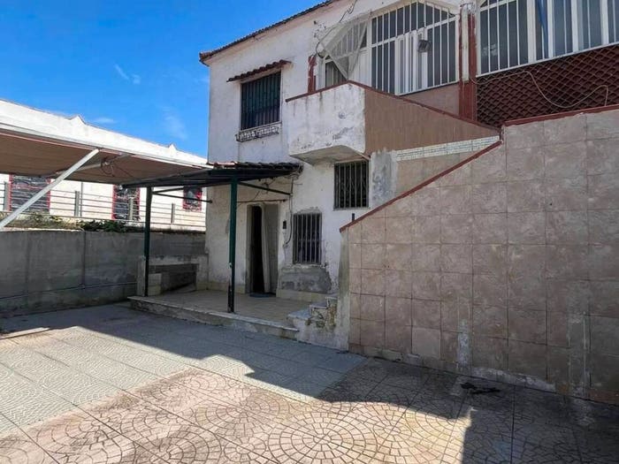 Casa con 5 locali in vendita in Viale Lago Molveno SNC, Bagnara Destra Volturno, Castel Volturno