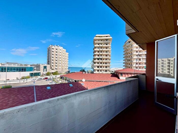 Appartamento trilocale in vendita in Viale Baia flaminia, Baia Flaminia, Pesaro