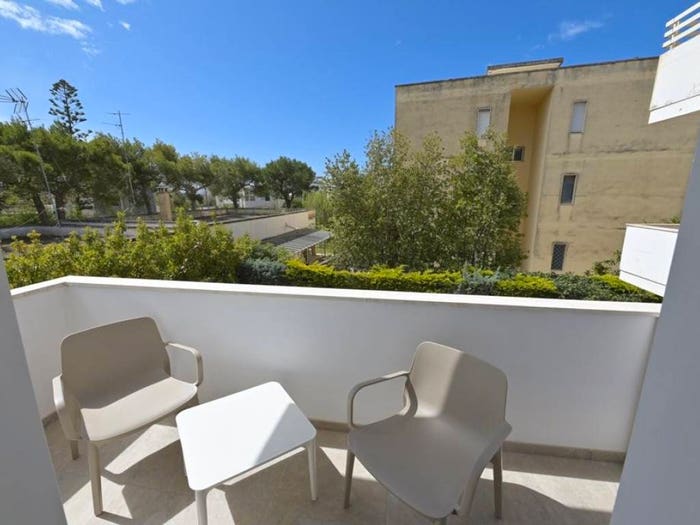 Appartamento con 5 locali in vendita in Via delle Robinie, Baia Verde Lidi, Gallipoli