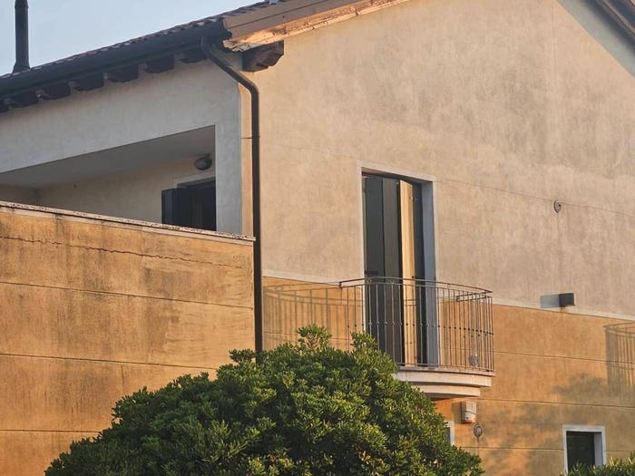 Appartamento con 5 locali in vendita in Via Alessandro Manzoni, Ponzano Veneto