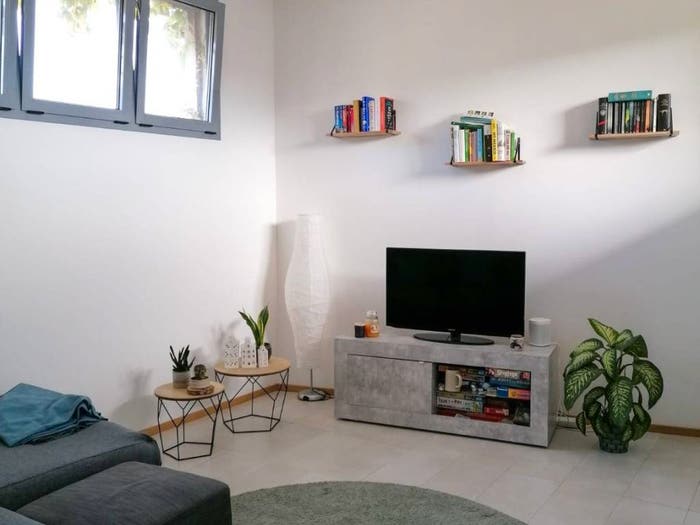 Appartamento quadrilocale in affitto in Via Legnone, Dergano, Milano