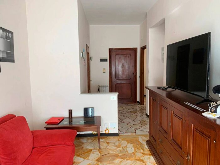 Appartamento trilocale in vendita in Via Destefanis, Lavagnola Santuario Montemoro, Savona