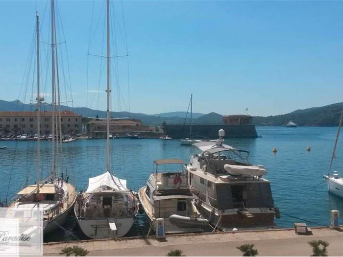 Appartamento con 5 locali in vendita in Via Guerrazzi, Centro, Portoferraio