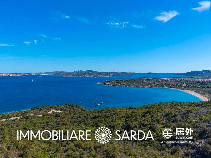 Casa quadrilocale in vendita in Punta Sardegna, Palau