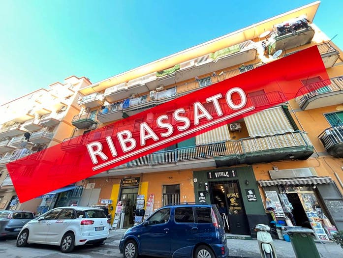 Appartamento trilocale in vendita in Via Giosuè Carducci, Centro, Casoria
