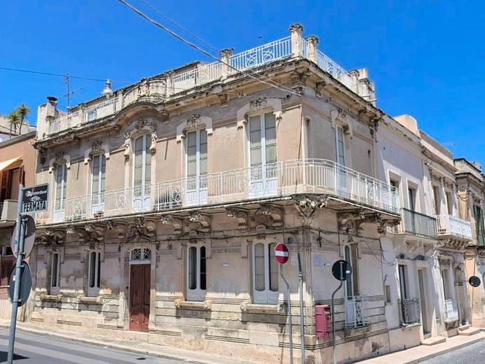 Casa con 6 locali in vendita in Via Silvio Pellico, Centro, Avola