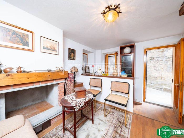 Casa trilocale in vendita in Via Nazionale, Colazza