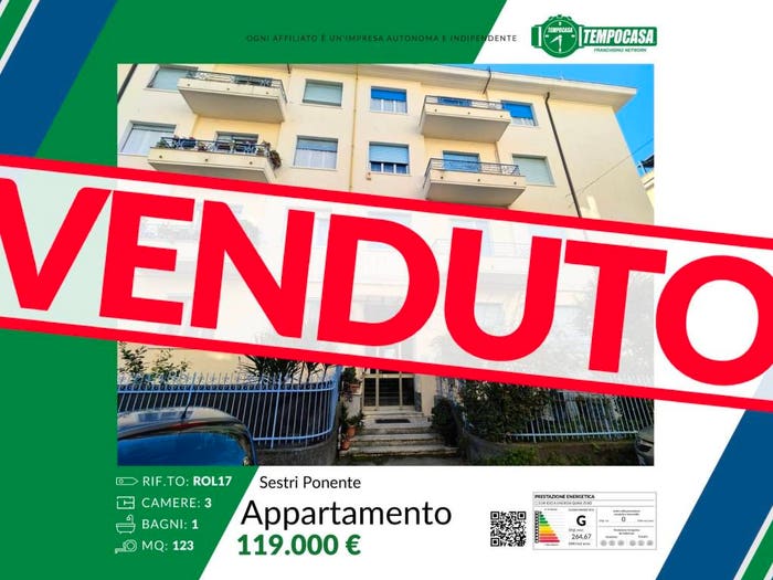 Appartamento quadrilocale in vendita in Viale Villini Rollino, Sestri Ponente, Genova