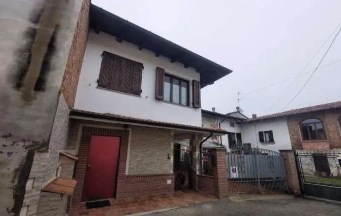 Casa trilocale in vendita in Via Tripoli Bis, Felizzano