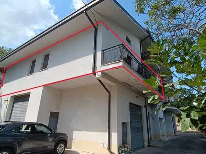 Appartamento con 6 locali in vendita in Via Della Madonna A, Centro, Altino