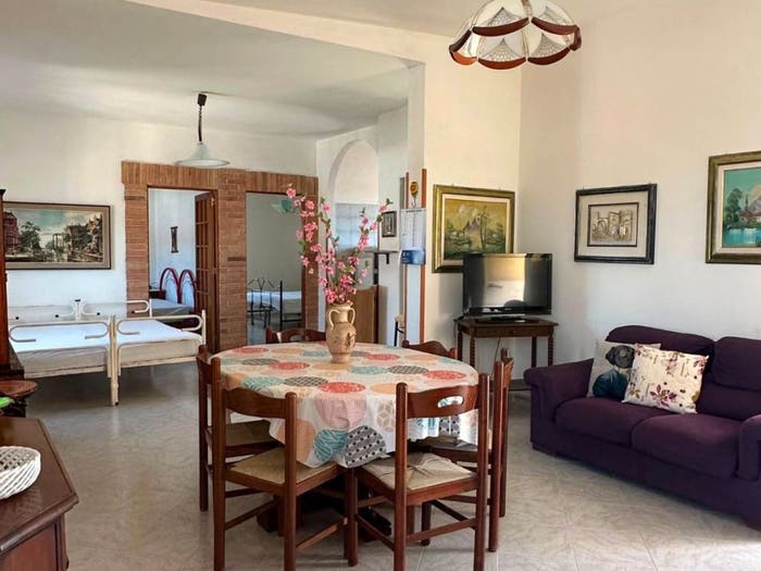 Appartamento trilocale in vendita in Via delle Verbene, Marina Di Lizzano, Lizzano