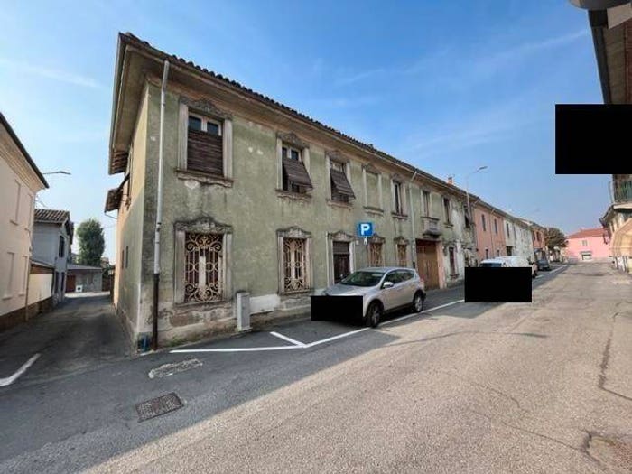 Casa con 5 locali in vendita in Via Teresio Olivelli, Centro, Zeme