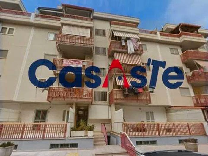 Appartamento quadrilocale in vendita in Via Nino Rota, Centro, Margherita di Savoia