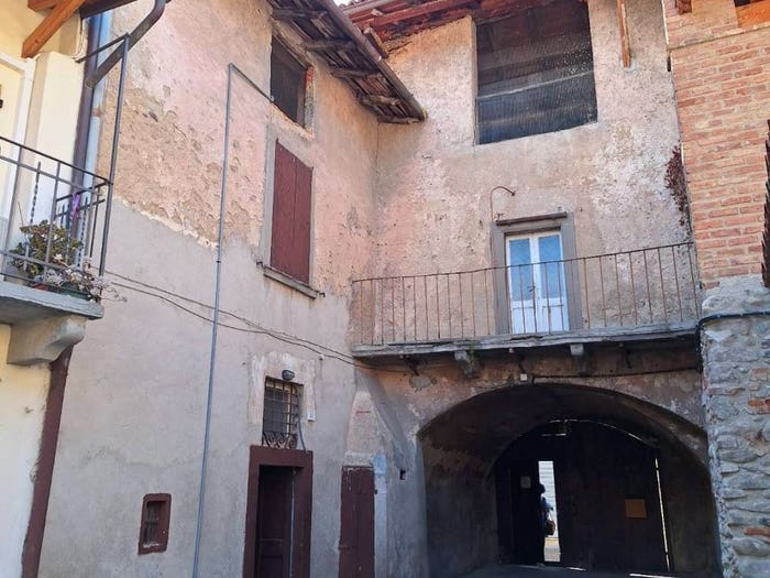 Casa con 6 locali in vendita in Via Mura, Centro, Palazzolo sull'Oglio