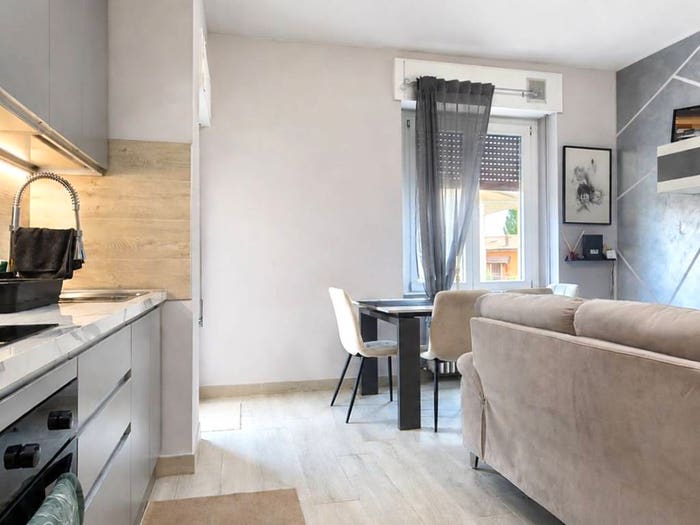 Appartamento trilocale in vendita in Via Sant'Orsola, Sant'Eufemia Caionvico, Brescia