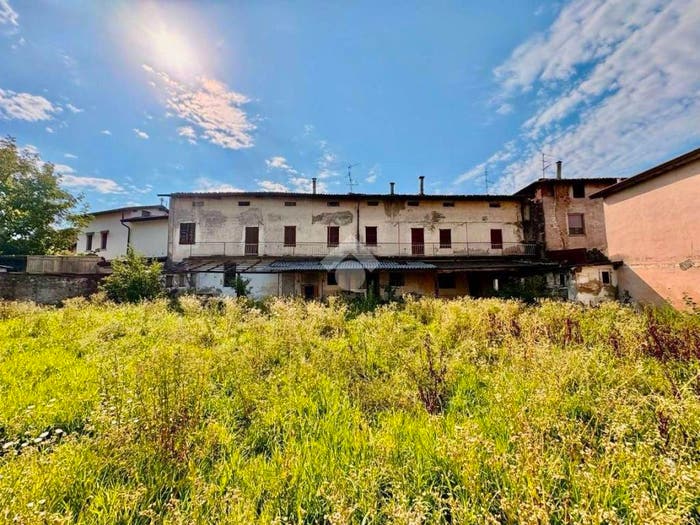 Casa quadrilocale in vendita in Via Via papa giovanni, Palosco