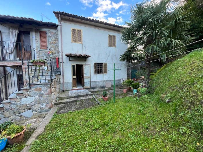 Casa trilocale in vendita in Via Grande, Campo, Gallicano