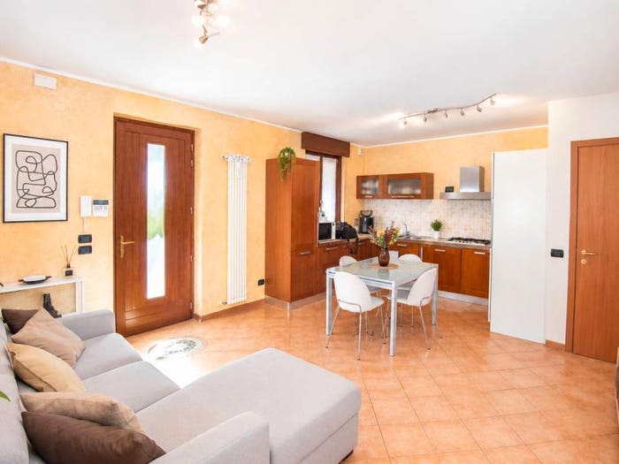 Appartamento quadrilocale in vendita in Via Rio, Montorso Vicentino