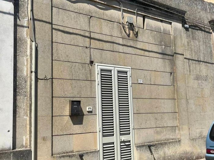 Casa quadrilocale in vendita in Via Caporale Ernesto Gaetani, Melpignano