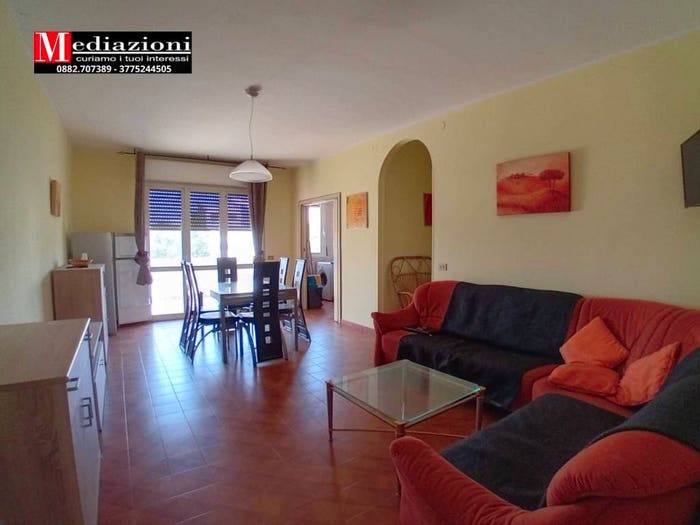 Appartamento quadrilocale in vendita in Via delle Dalie, Marina Di Lesina, Lesina