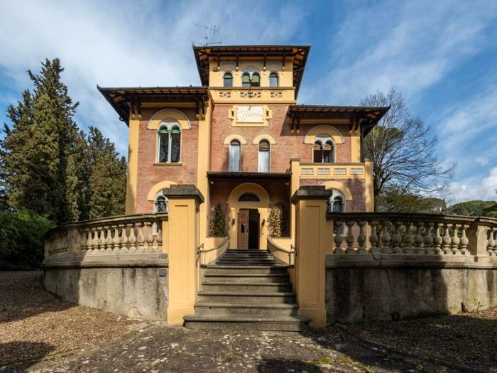 Casa con 6 locali in vendita in Via Bolognese, Bolognese, Firenze
