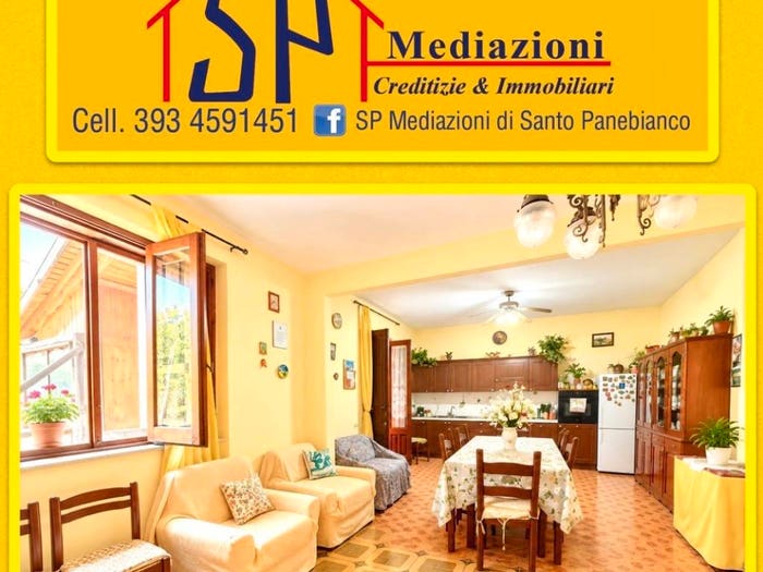 Casa quadrilocale in vendita in Centro, Giarre