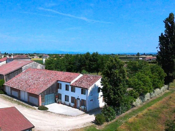 Casa con 6 locali in vendita in Bevilacqua