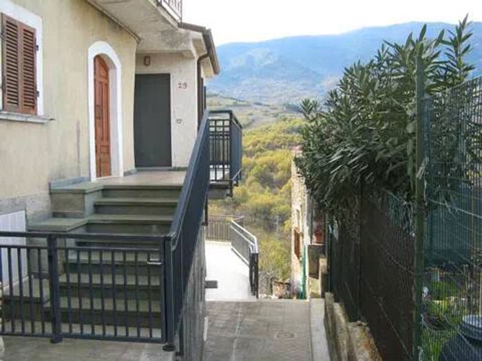 Casa quadrilocale in vendita in Via San Nicola, Musellaro, Bolognano