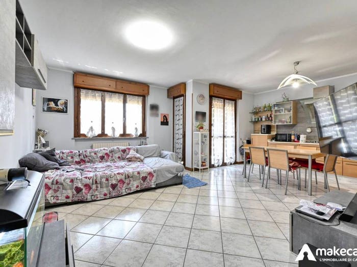 Appartamento trilocale in vendita in Via della Repubblica, Casalmaiocco