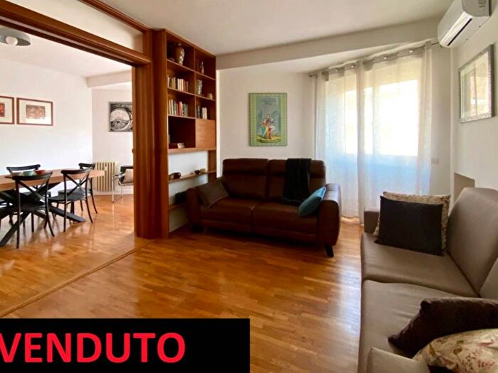 Appartamento trilocale in vendita in Vle Leonardo da Vinci, San Paolo, Roma