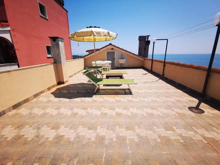 Appartamento con 5 locali in vendita in Via Collette, Albissola Marina