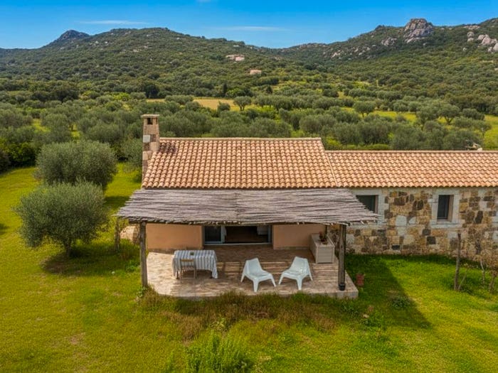 Casa trilocale in vendita in Località Rena, Cannigione, Arzachena
