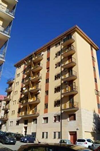 Appartamento con 5 locali in vendita in Via Cesare Sinopoli, Stadio Pontepiccolo, Catanzaro