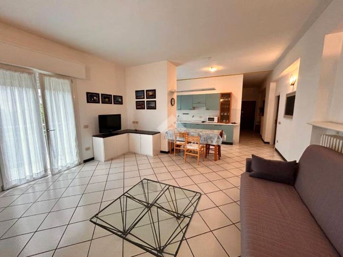 Appartamento quadrilocale in vendita in Viale Romagna, Lido di Savio Lido di Classe, Ravenna